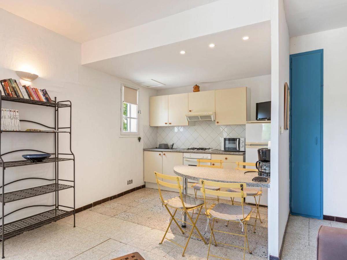 Apartamento Flat In A Beautiful Building With Pool Mèze Exterior foto